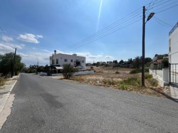 GİRNE BOĞAZ'DA SATILIK TÜRK MALI ARSA 