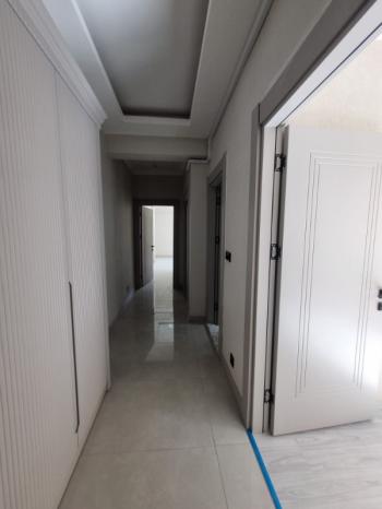AFYON ÜÇOK EMLAKTAN CUMHURİYET MAH. SATILIK 2+1 / 70m² / 2. ARA KAT / YERDEN ISITMA LÜX DAİRE