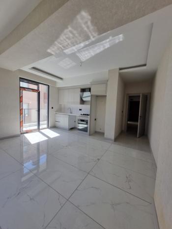 AFYON ÜÇOK EMLAKTAN CUMHURİYET MAH. SATILIK 2+1 / 70m² / 2. ARA KAT / YERDEN ISITMA LÜX DAİRE