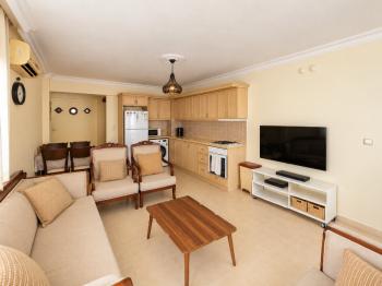 Didim Efeler Euro Village Sitesinde Havuzlu 2+1 Ara Kat Satılık Daire