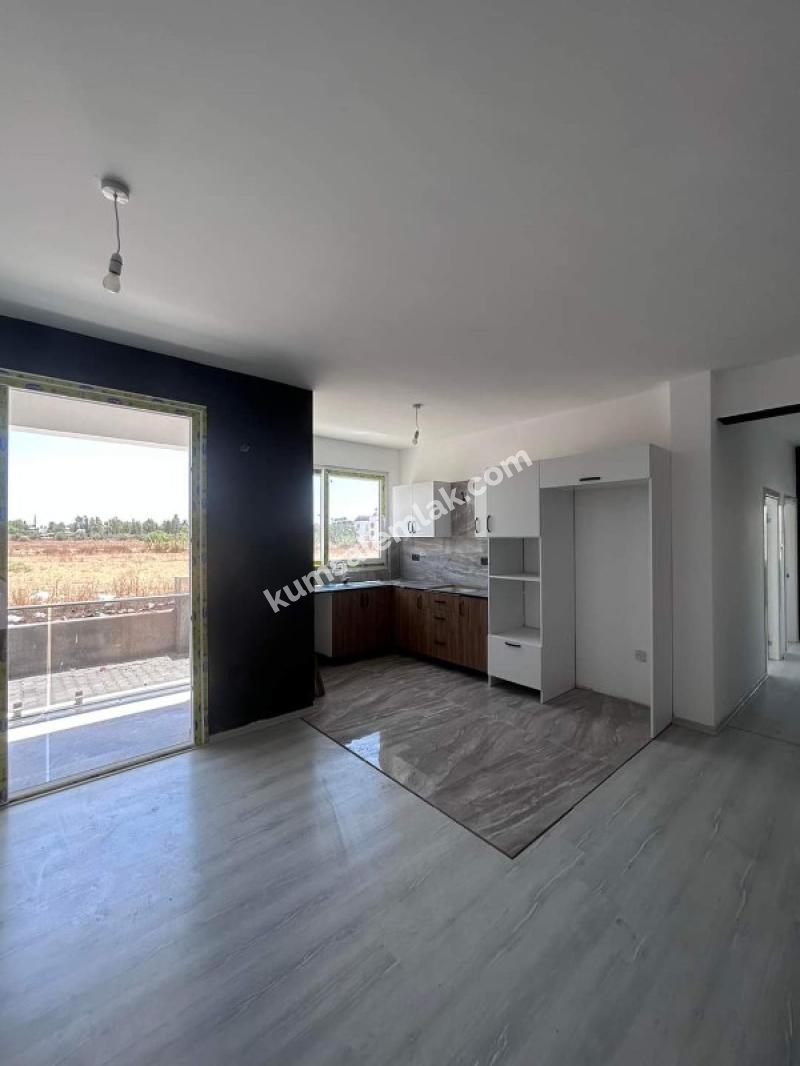 MAĞUSA ÇANAKKALE'DE ZEMİNKAT BAHÇELİ SATILIK DAİRE 