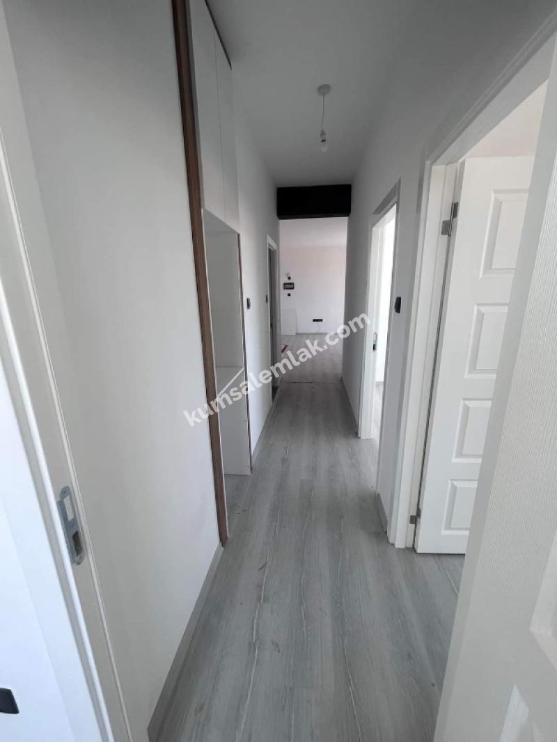 MAĞUSA ÇANAKKALE'DE ZEMİNKAT BAHÇELİ SATILIK DAİRE 