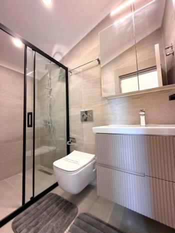 Didim Efeler Mahallesi’nde Butik Site İçerisinde Full Eşyalı Akıllı Tripleks 3+1 Villa