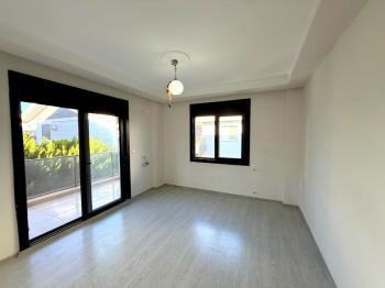 Didim Efeler’de Müstakil Havuzlu, Teraslı, Masrafsız 3+1 Satılık Villa