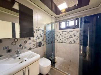 Didim Efeler’de Müstakil Havuzlu, Teraslı, Masrafsız 3+1 Satılık Villa
