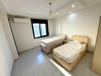 Didim Efeler’de Müstakil Havuzlu, Teraslı, Masrafsız 3+1 Satılık Villa