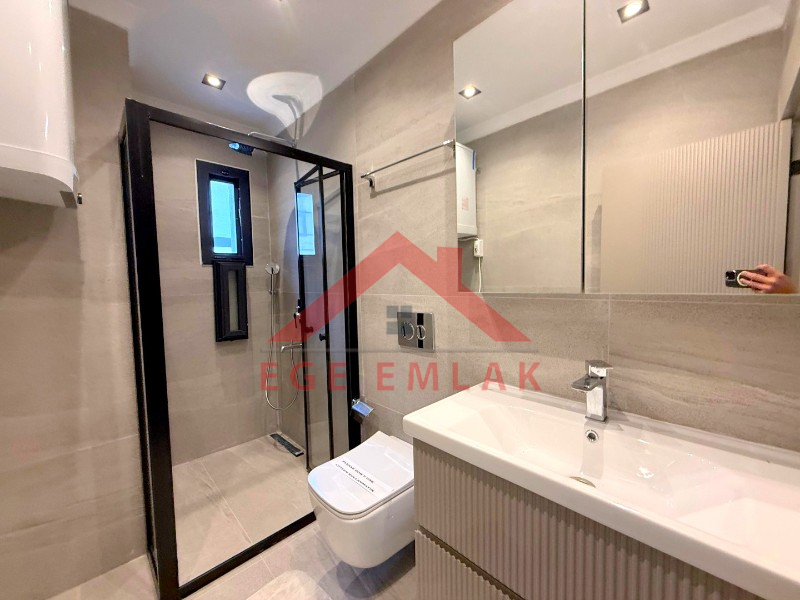Didim Efeler Mahallesi’nde Butik Site İçerisinde Full Eşyalı Akıllı Tripleks 3+1 Villa