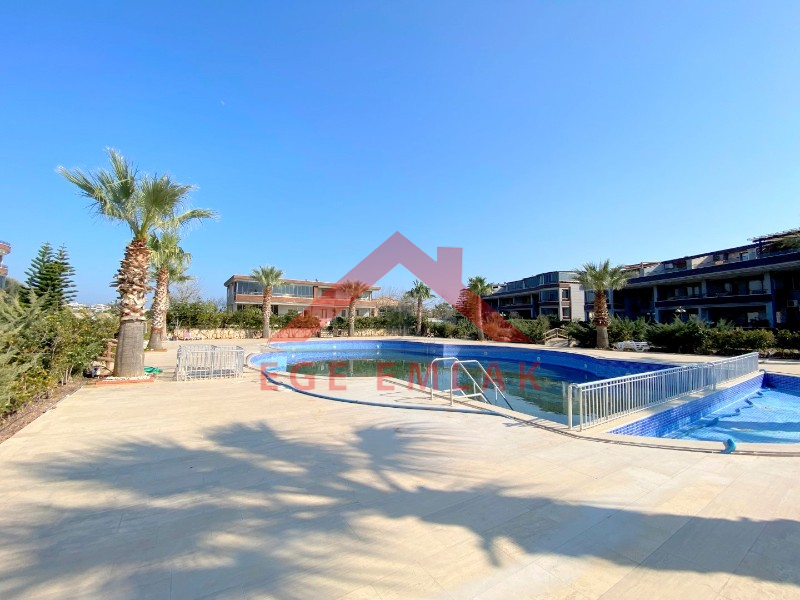 Didim Hisar Mahallesi Gümüşevler 4 Sitesinde 3+1 Dubleks