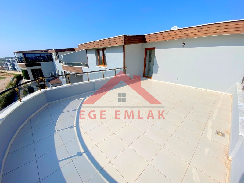 Didim Hisar Mahallesi Gümüşevler 4 Sitesinde 3+1 Dubleks