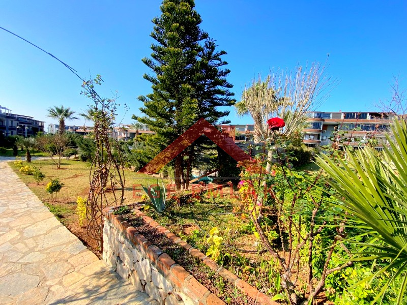 Didim Hisar Mahallesi Gümüşevler 4 Sitesinde 3+1 Dubleks