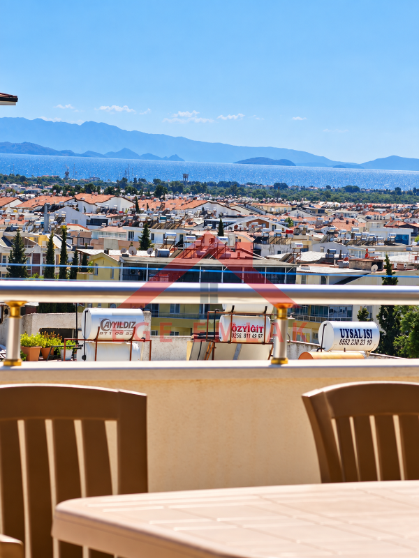 Didim Yeni Mahalle’de Geniş Teraslı Deniz Manzaralı 3+1 Satılık Dubleks