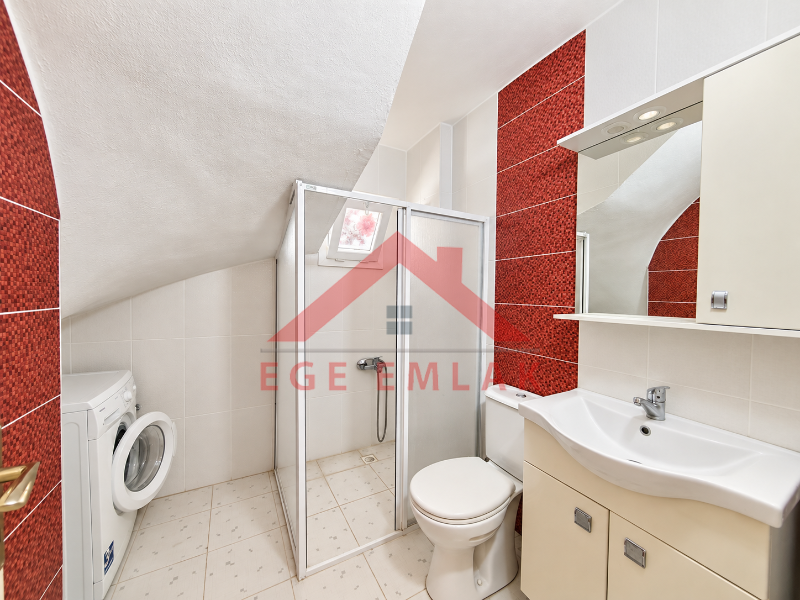 Didim Yeni Mahalle’de Geniş Teraslı Deniz Manzaralı 3+1 Satılık Dubleks
