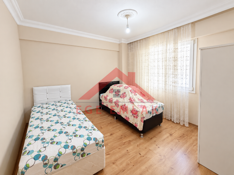 Didim Yeni Mahalle’de Geniş Teraslı Deniz Manzaralı 3+1 Satılık Dubleks