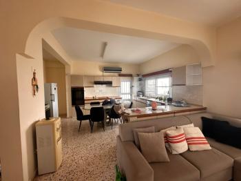 YENİKENT'TE SATILIK  TÜRK MALI 4+2 GENİŞ DAİRE 