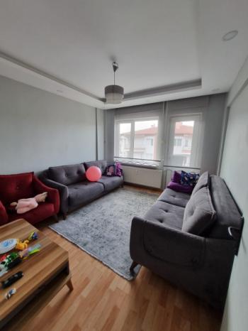 AFYON ÜÇOK EMLAK UYDUKENT ZAFER SİT. SATILIK 3+1 / 110m² / 4. KAT / KAT KİLERİ / E. BANYOSU 