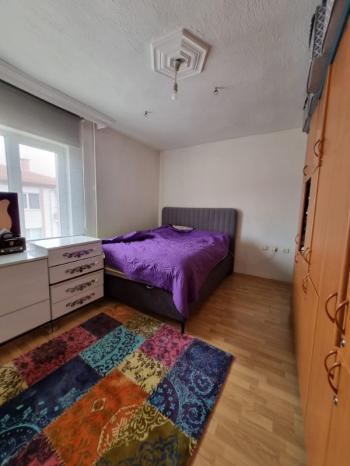 AFYON ÜÇOK EMLAK UYDUKENT ZAFER SİT. SATILIK 3+1 / 110m² / 4. KAT / KAT KİLERİ / E. BANYOSU 