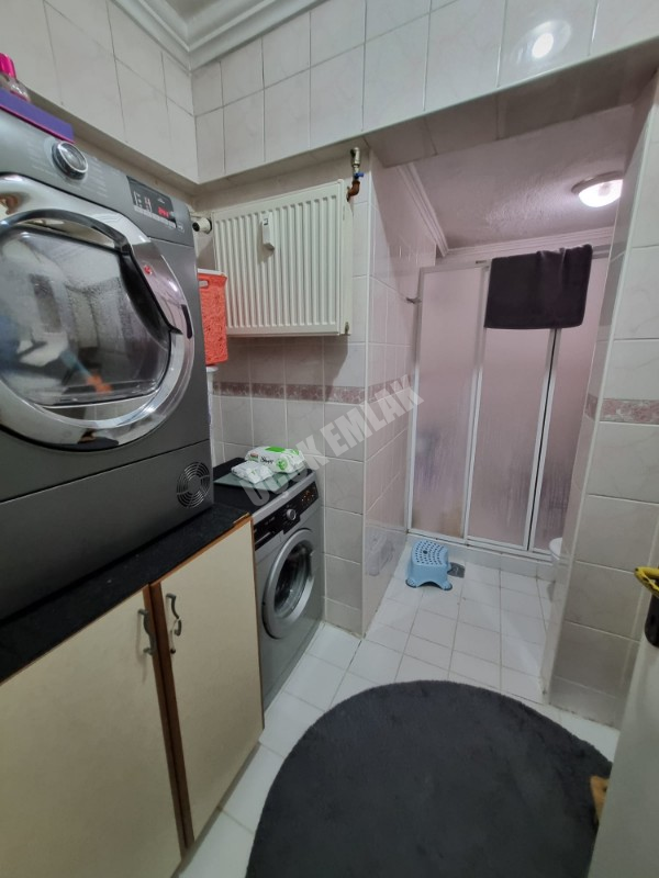 AFYON ÜÇOK EMLAK UYDUKENT ZAFER SİT. SATILIK 3+1 / 110m² / 4. KAT / KAT KİLERİ / E. BANYOSU 