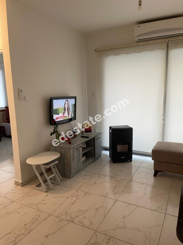 Lefkoşa Gönyeli'de Full Eşyalı Kiralık 2+1 Daire
