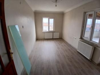 GÜVENAY - ÇORUM ULUKAVAK MAH. VARİNLİ CADDESİNDE SATILIK DUBLEKS DAİRE