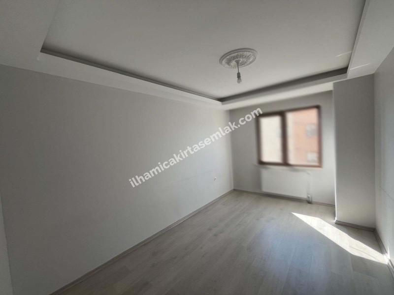 ŞEREFİYE MAHALLESİNDE SATILIK 3+1 DAİRE!