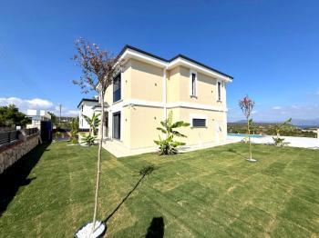 Didim Seyrantepede 645 M2 Arsa Üzerinde Satılık 4+1 Villa