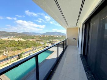 Didim Seyrantepede 645 M2 Arsa Üzerinde Satılık 4+1 Villa