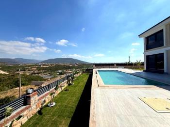 Didim Seyrantepede 645 M2 Arsa Üzerinde Satılık 4+1 Villa