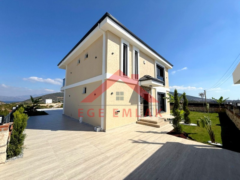 Didim Seyrantepede 645 M2 Arsa Üzerinde Satılık 4+1 Villa