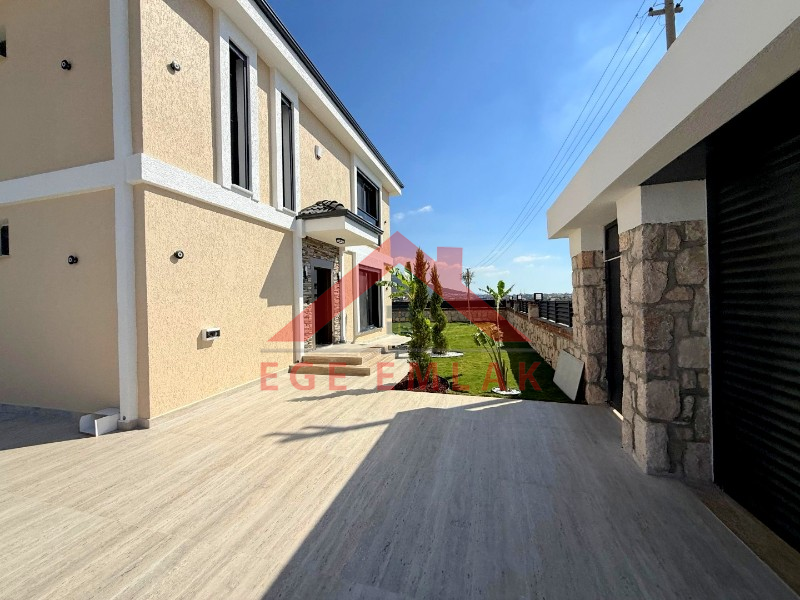 Didim Seyrantepede 645 M2 Arsa Üzerinde Satılık 4+1 Villa