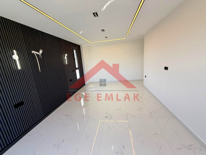 Didim Seyrantepede 645 M2 Arsa Üzerinde Satılık 4+1 Villa