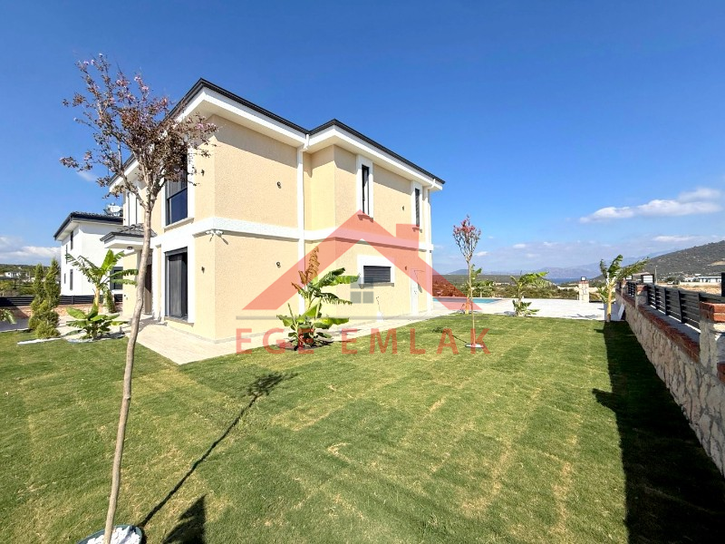 Didim Seyrantepede 645 M2 Arsa Üzerinde Satılık 4+1 Villa