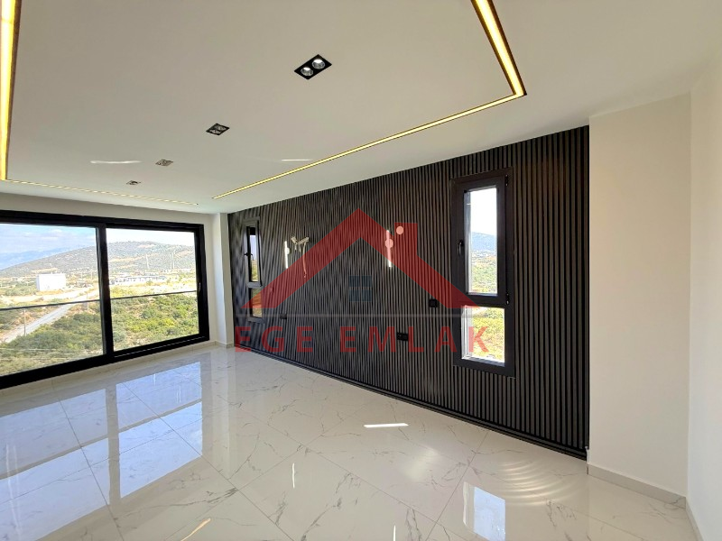 Didim Seyrantepede 645 M2 Arsa Üzerinde Satılık 4+1 Villa