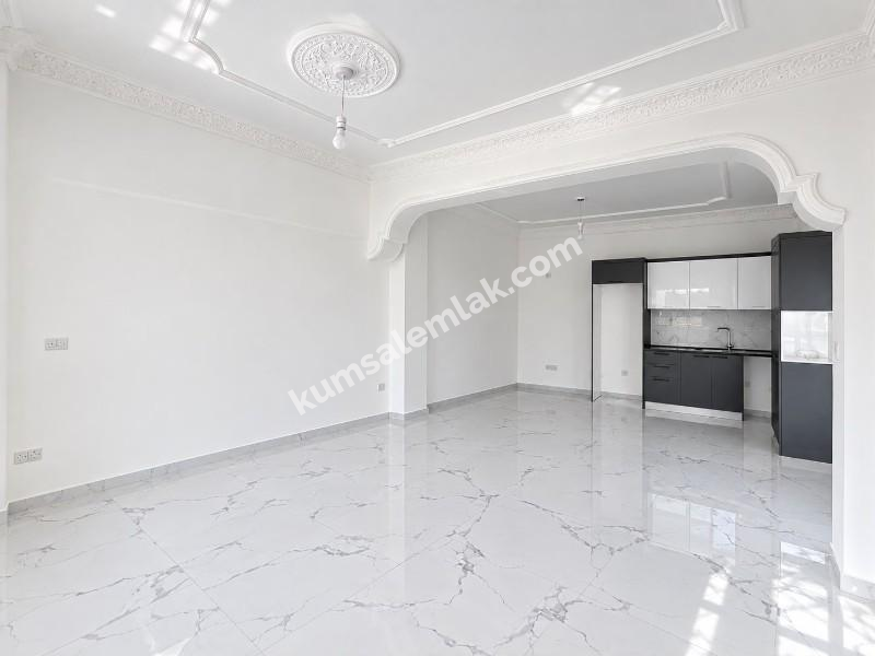 GÖNYELİ'DE SATILIK TÜRK KOÇANLI  3+1 ZEMİNKAT DAİRE 