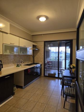 ARTI'DAN ÖZLÜCE'DE CADDEYE CEPHE 3+1 HOMEOFFİCE