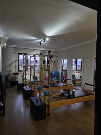 ARTI'DAN ÖZLÜCE'DE CADDEYE CEPHE 3+1 HOMEOFFİCE