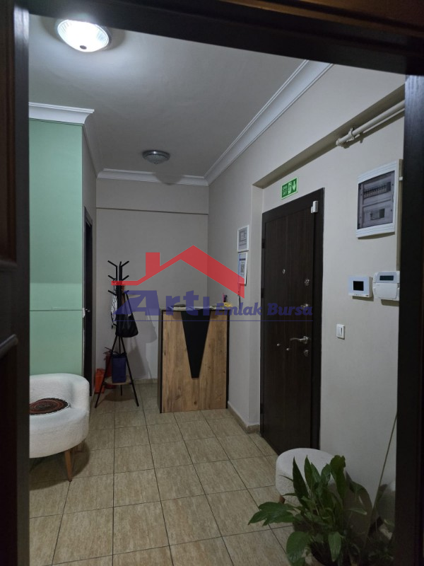 ARTI'DAN ÖZLÜCE'DE CADDEYE CEPHE 3+1 HOMEOFFİCE
