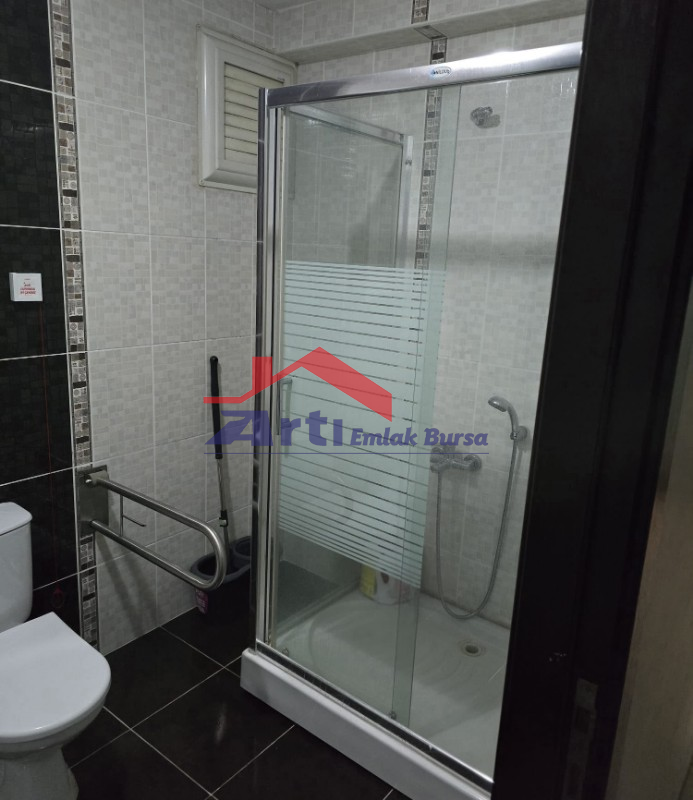 ARTI'DAN ÖZLÜCE'DE CADDEYE CEPHE 3+1 HOMEOFFİCE