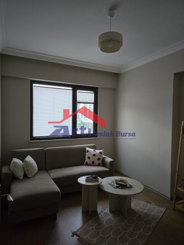 ARTI'DAN ÖZLÜCE'DE CADDEYE CEPHE 3+1 HOMEOFFİCE