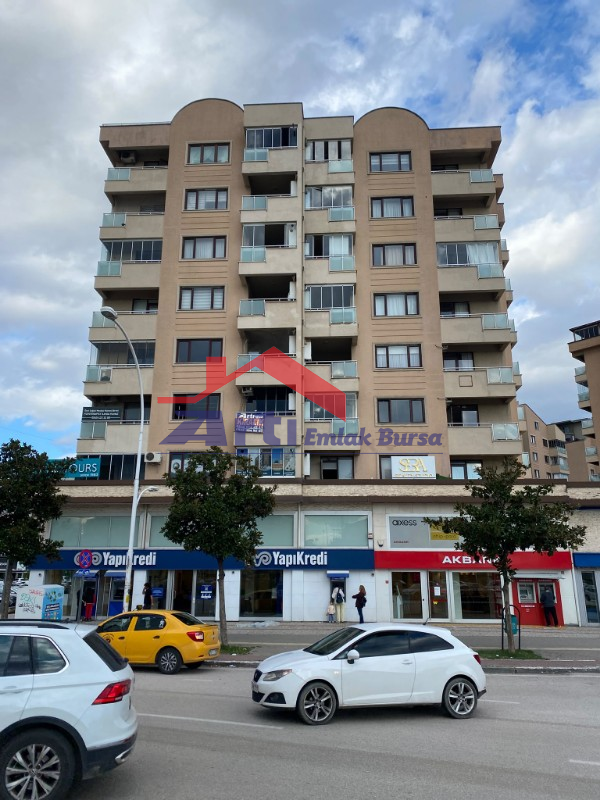 ARTI'DAN ÖZLÜCE'DE CADDEYE CEPHE 3+1 HOMEOFFİCE