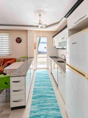 Didim Yeni Mahalle Deniz Evleri'nde Park Cepheli Geniş Balkonlu 2+1 Satılık Daire