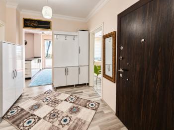 Didim Yeni Mahalle Deniz Evleri'nde Park Cepheli Geniş Balkonlu 2+1 Satılık Daire