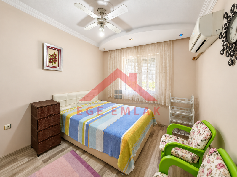 Didim Yeni Mahalle Deniz Evleri'nde Park Cepheli Geniş Balkonlu 2+1 Satılık Daire