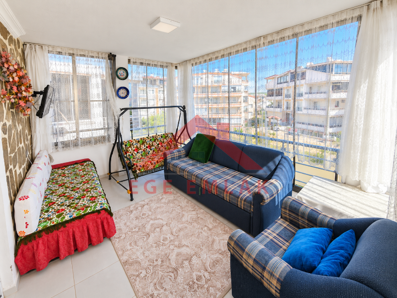 Didim Yeni Mahalle Deniz Evleri'nde Park Cepheli Geniş Balkonlu 2+1 Satılık Daire