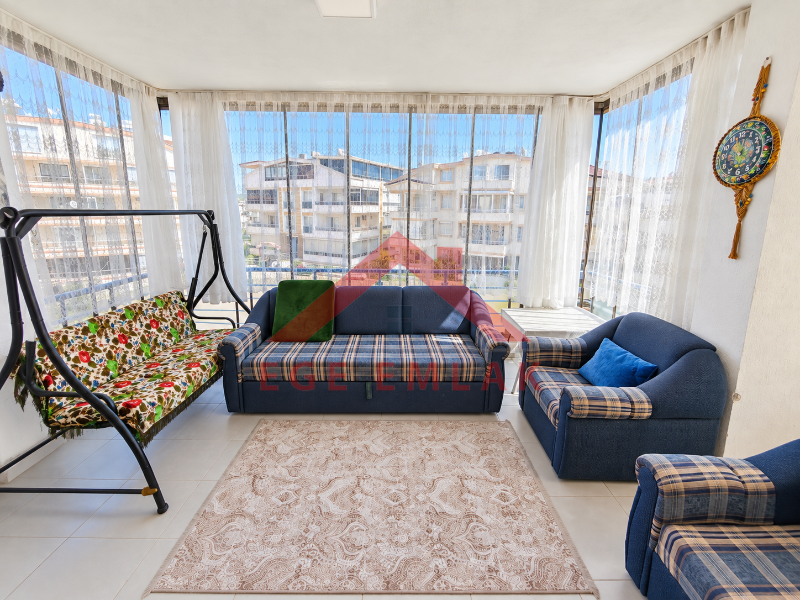 Didim Yeni Mahalle Deniz Evleri'nde Park Cepheli Geniş Balkonlu 2+1 Satılık Daire