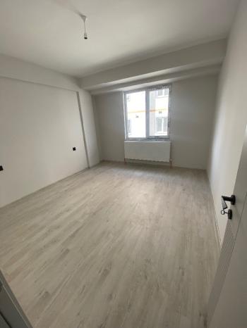 GÜVENAY - ÇORUM GÜLABİBEY MAHALLESİ KAPAKLI 3+1 SATILIK DAİRE