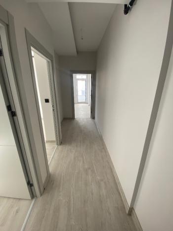 GÜVENAY - ÇORUM GÜLABİBEY MAHALLESİ KAPAKLI 2+1 SATILIK DAİRE 