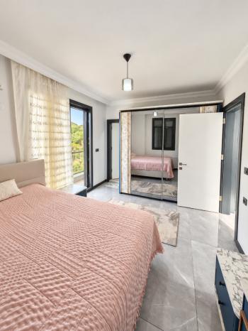 Didim Sağtur Elit 7 Sitesinde Denize 850 m Satılık 3+1 Tam Müstakil Villa