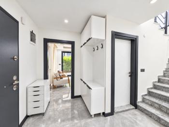 Didim Sağtur Elit 7 Sitesinde Denize 850 m Satılık 3+1 Tam Müstakil Villa
