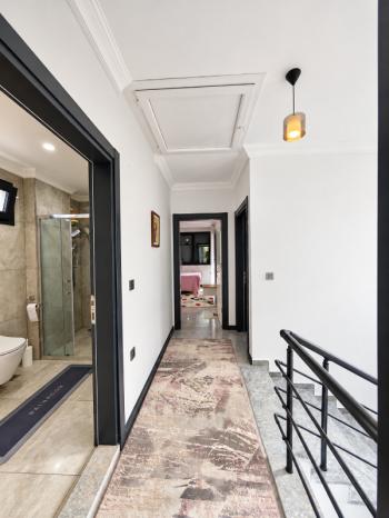 Didim Sağtur Elit 7 Sitesinde Denize 850 m Satılık 3+1 Tam Müstakil Villa