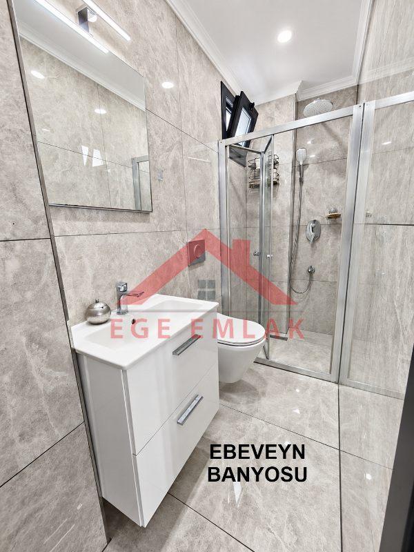Didim Sağtur Elit 7 Sitesinde Denize 850 m Satılık 3+1 Tam Müstakil Villa